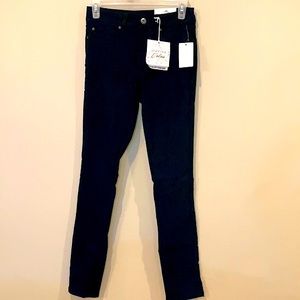Royalty Mid Rise Skinny Black Jeggings